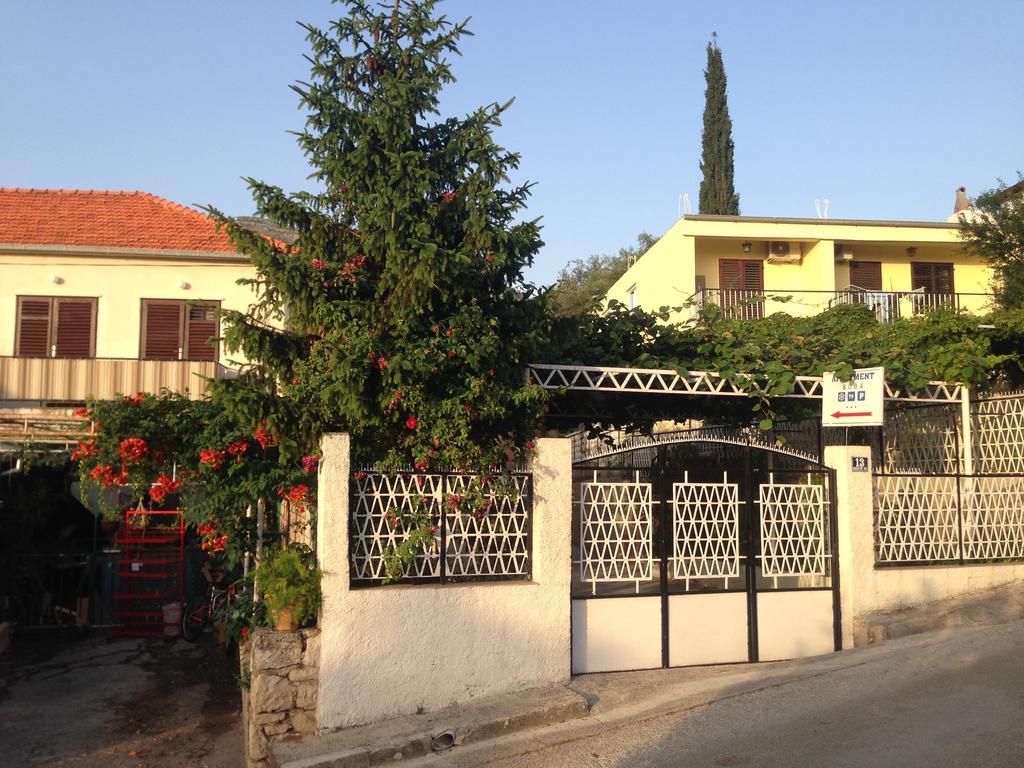 קאבטאט Epidaurum Apartments חדר תמונה