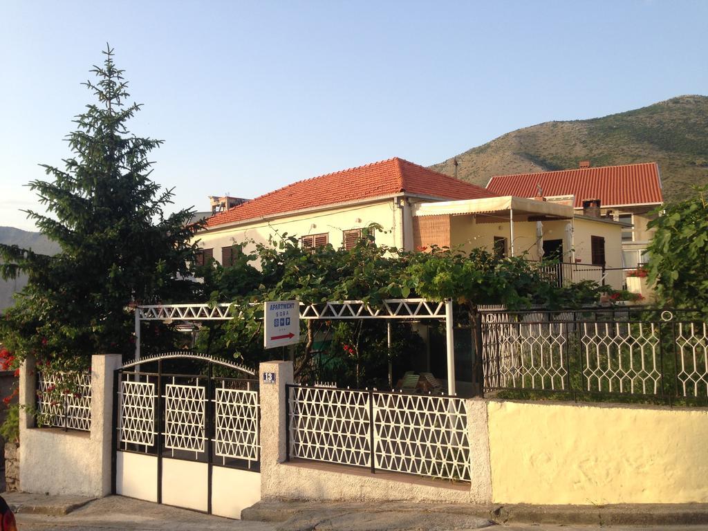 קאבטאט Epidaurum Apartments חדר תמונה