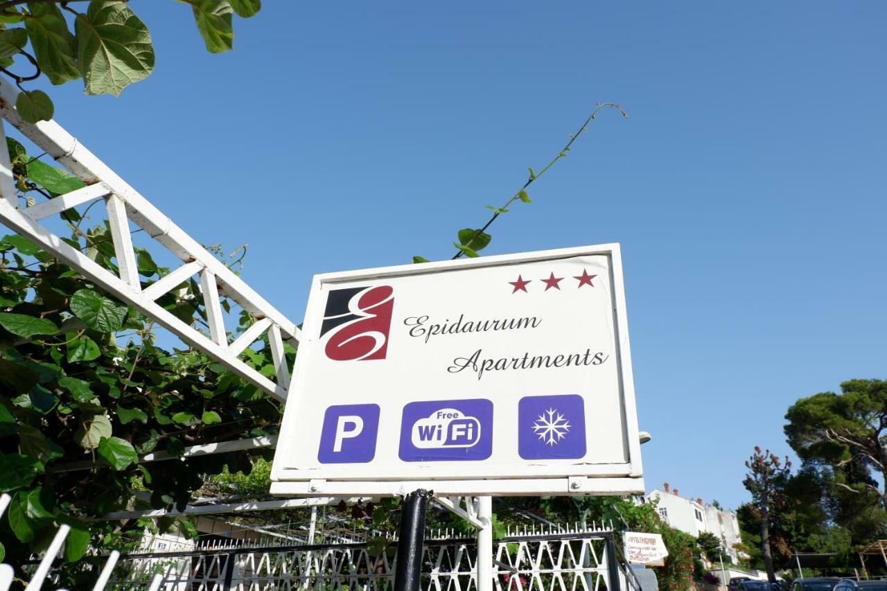 קאבטאט Epidaurum Apartments מראה חיצוני תמונה