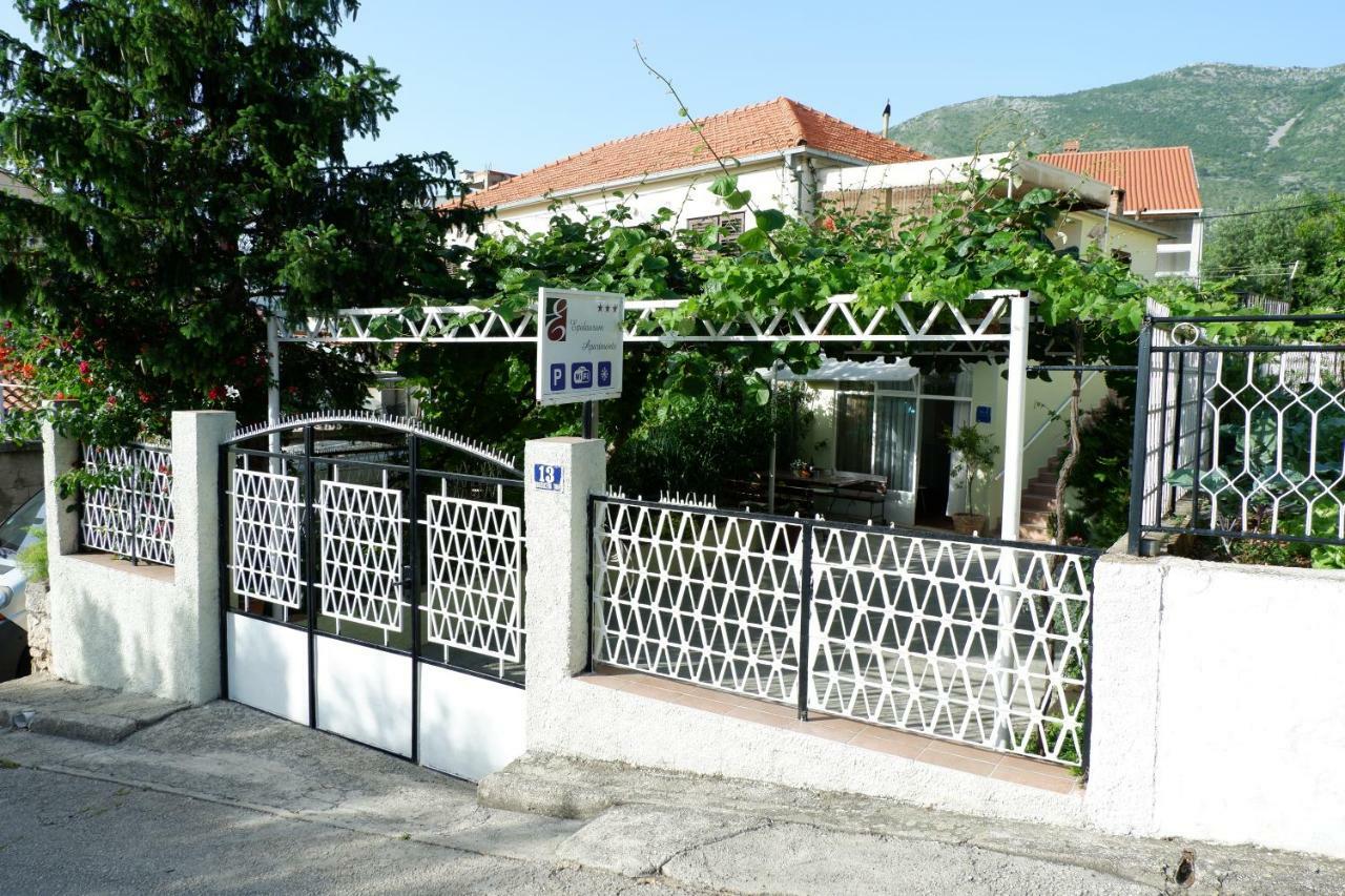 קאבטאט Epidaurum Apartments מראה חיצוני תמונה